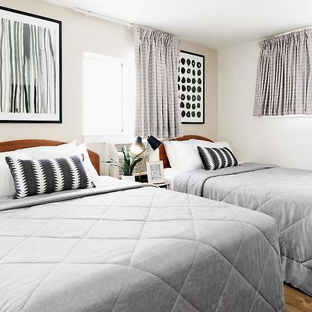 Intown Suites Extended Stay Carrollton Tx - Westgrove Drive Exteriör bild